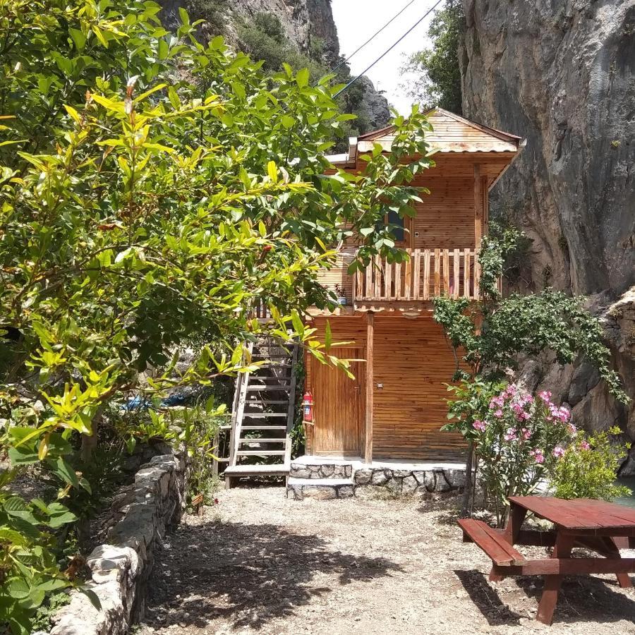 Kapuzbasi Selalesi Bastuerk Dinlenme Tesisleri Ξενοδοχείο Büyükçakır Εξωτερικό φωτογραφία